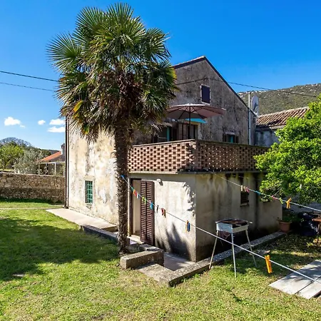 Σπίτι διακοπών 3 Bedroom Lovely In