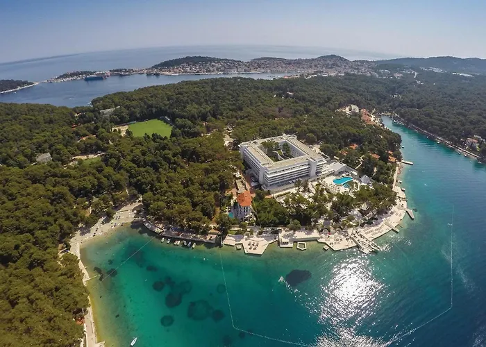 3 Bedroom Lovely In Σπίτι διακοπών Nerezine