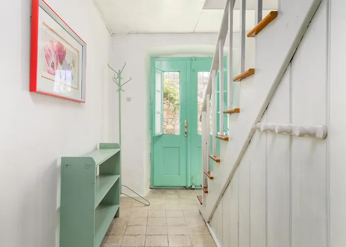 3 Bedroom Lovely In Σπίτι διακοπών Nerezine
