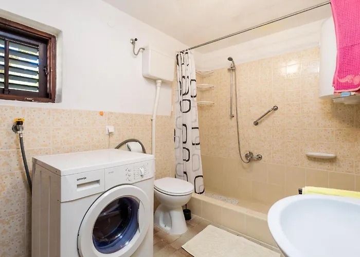 Σπίτι διακοπών 3 Bedroom Lovely In
